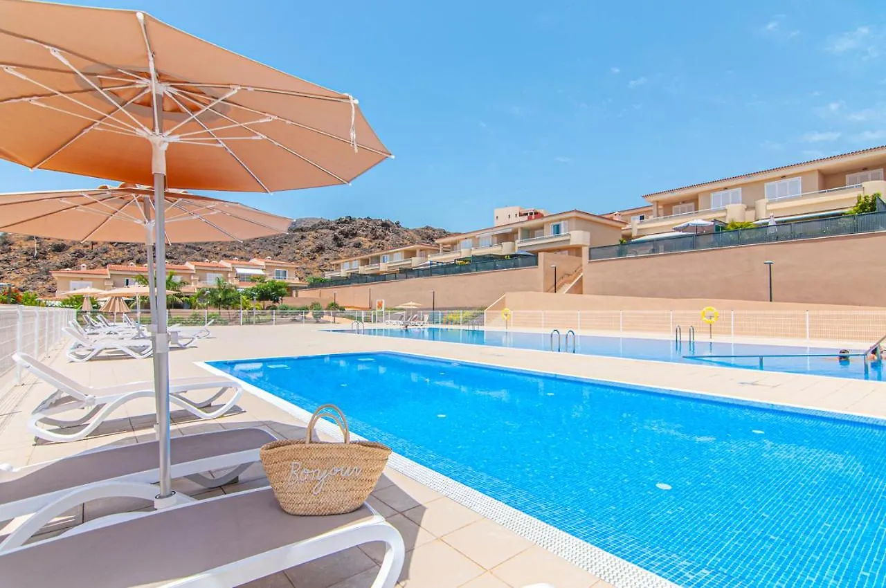 Luxury Townhouse With Panoramic Sea View Villa Puerto de Santiago  Feriehus Puerto de Santiago (Tenerife)