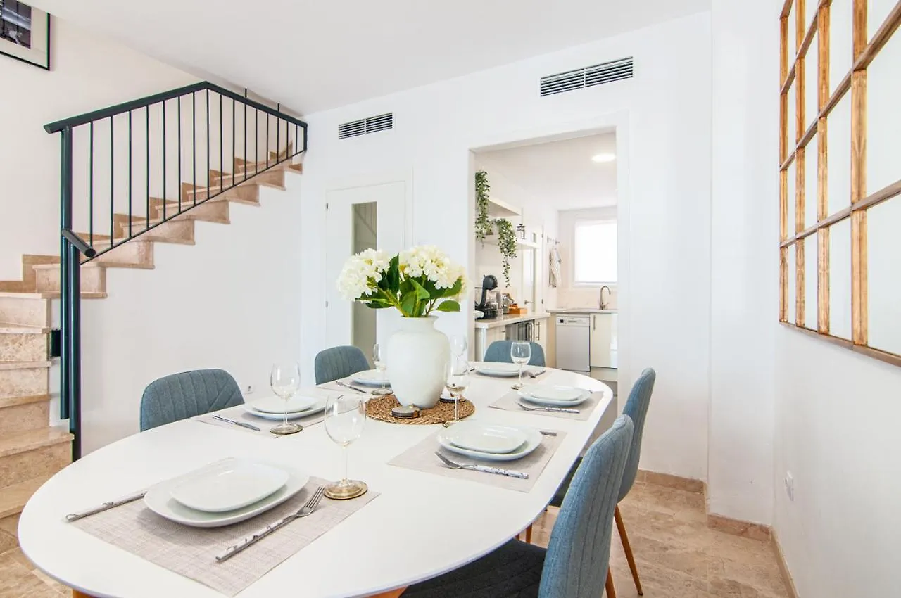 Dom wakacyjny Willa Luxury Townhouse With Panoramic Sea View Puerto de Santiago  Hiszpania